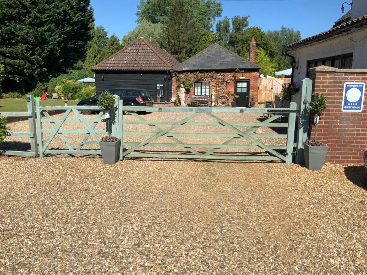 The Bridge Guest House Coltishall Buitenkant foto